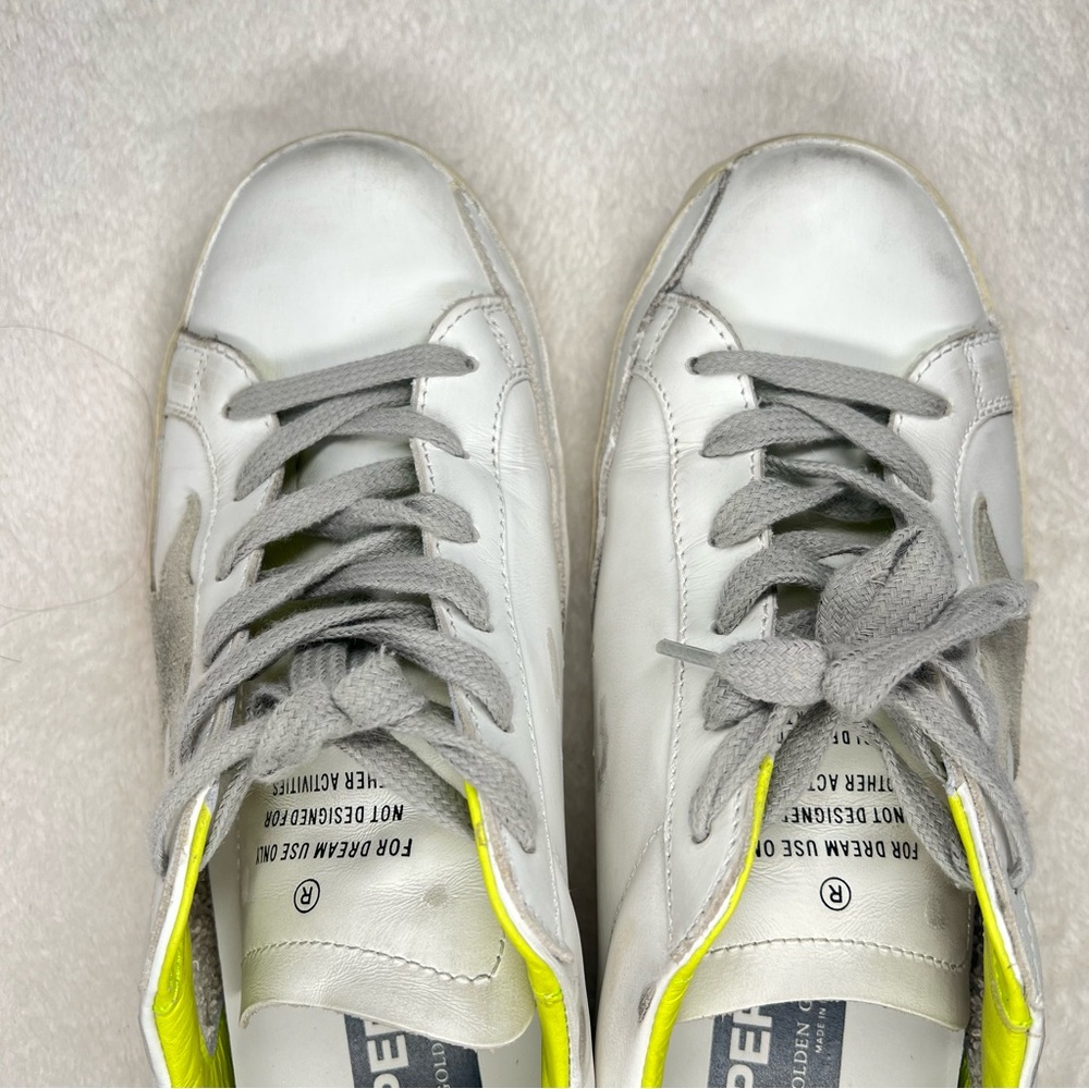 GOLDEN GOOSE Superstar Distressed Leather Sneaker white/lime green - Picture 14 of 16